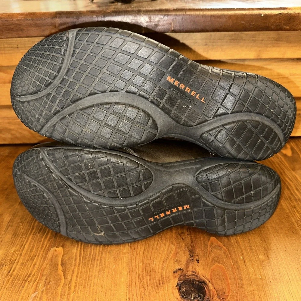 Merrell Encore Trek Boots Men's Size 9 Dark Brown FLAW